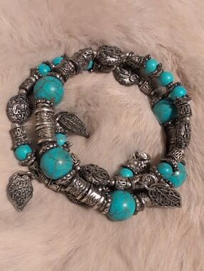 Turquoise Beaded Silver Charm Bracelet